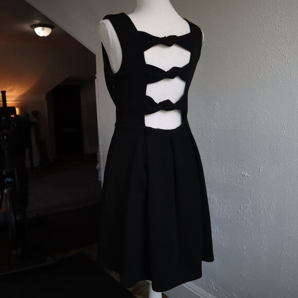 Guess Dress Black Size 6 - Picture 3 of 6